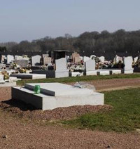 Un carré musulman dans un cimetière du Nord Un carré musulman dans un cimetière du Nord