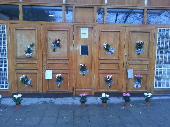 Suède : contre la haine, des bouquets de fleurs envoyés aux mosquées 6211838-9281249