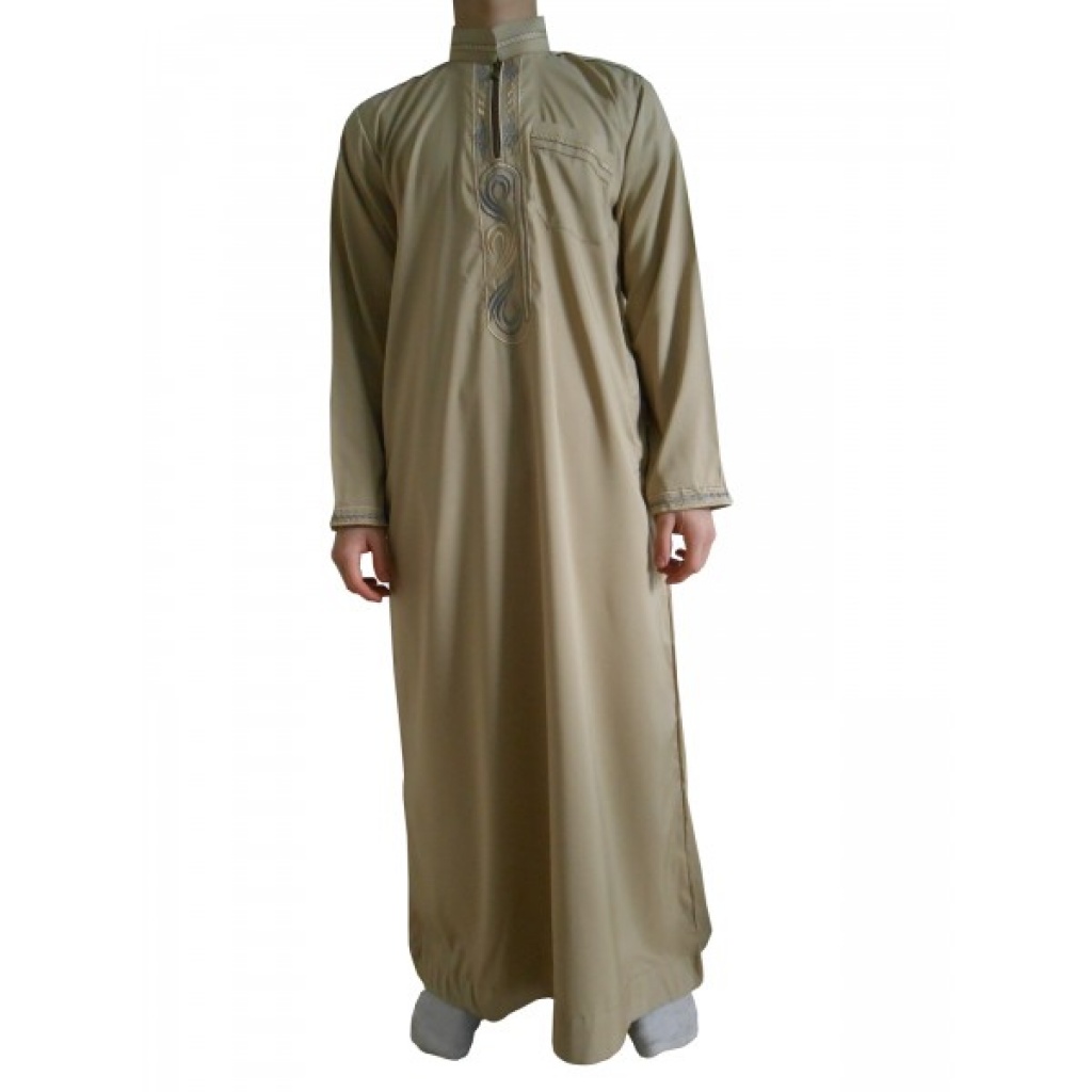 Ensemble qamis+ pantalon +chéchiya 21€ chez cadeauxmusulman