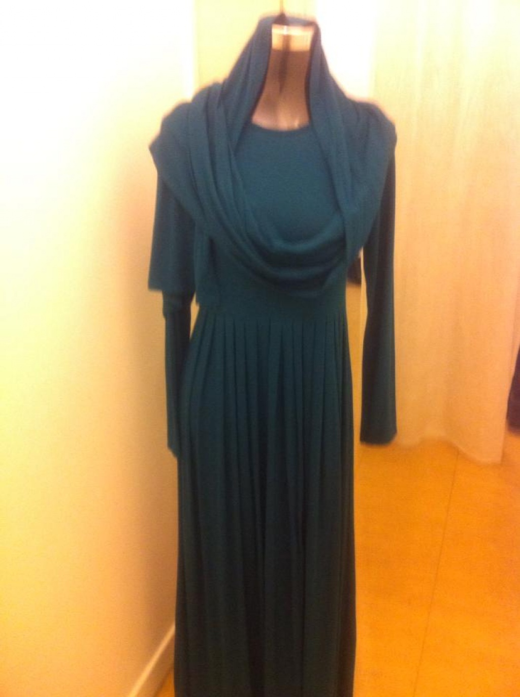LIQUIDATION ROBES / ABAYAS CHALES INTEGRE