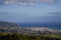 Ile de la Réunion : les lycéennes exclues à cause de leur foulard ont repris les cours