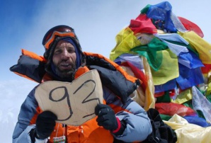 Nadir Dendoune à son ascension en 2008. Nadir Dendoune à son ascension en 2008.
