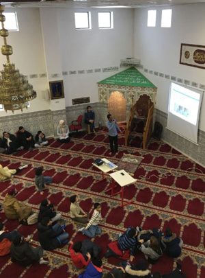 Dictée des mosquées à la mosquée de Sainte-Geneviève-des-Bois - © Prémices Dictée des mosquées à la mosquée de Sainte-Geneviève-des-Bois - © Prémices