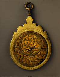 Astrolabe planisphérique, instrument utilisé pour mesurer la hauteur des astres au-dessus de l'horizon.