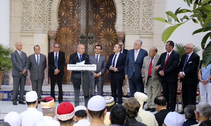 Lors de son discours prononcé à la Grande Mosquée de Paris, jeudi 22 juin, Gérard Collomb a émis le souhait de mettre en place une instance interreligieuse de dialogue auprès du ministère de l’Intérieur.