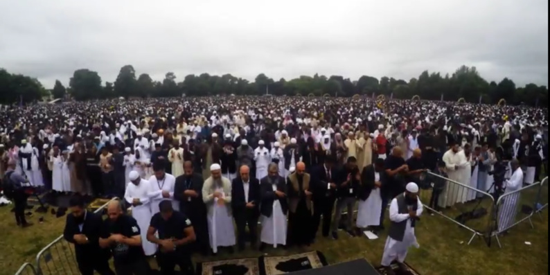 A Birmingham, le plus large rassemblement des musulmans d'Europe pour l’Aïd al-Fitr (vidéo) A Birmingham, le plus large rassemblement des musulmans d'Europe pour l’Aïd al-Fitr (vidéo)