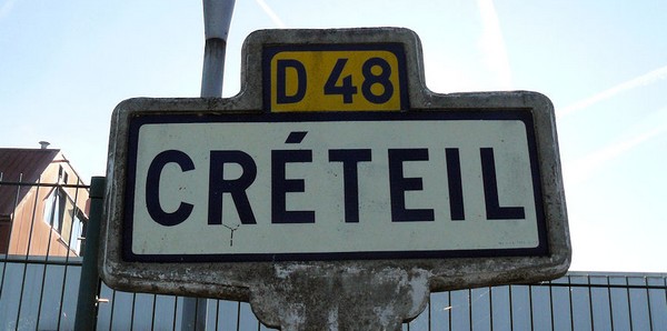 Des tags antisémites retrouvés devant des commerces de Créteil
