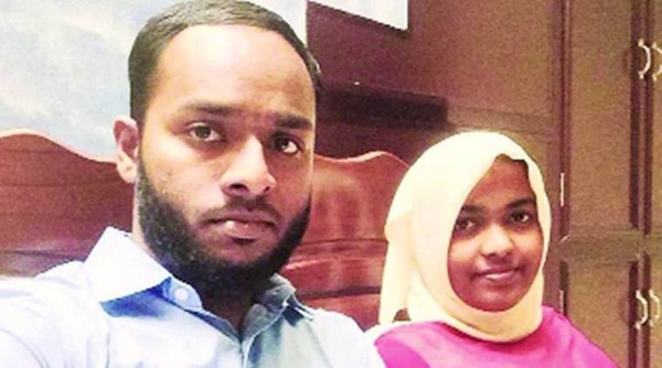 La conversion à l’islam de Hadiya après sa rencontre avec Shafin Jahan (ici à l’image) a poussé les parents hindous de la jeune femme à saisir la justice pour faire annuler le mariage, arguant que la conversion de leur fille est forcée. L’affaire est devenue nationale après la saisine de la Cour suprême qui a tranché mi-mars en faveur du couple. © Indian Express