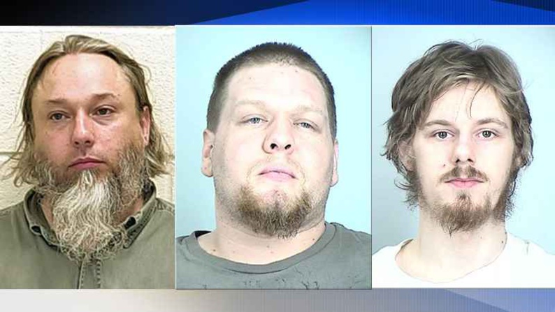 Attentat contre une mosquée du Minnesota : deux membres d'une milice plaident coupables Attentat contre une mosquée du Minnesota : deux membres d'une milice plaident coupables