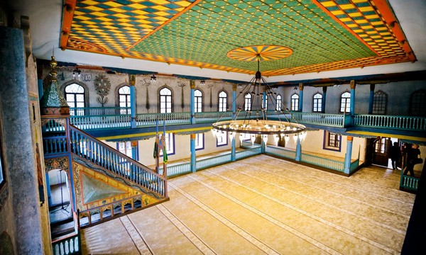 Bosnie : la réouverture de la mosquée historique de Travnik célébrée