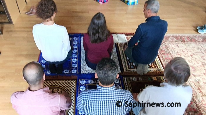 Une prière mixte dirigée par des femmes, une première en France qui bouscule les habitudes des musulmans