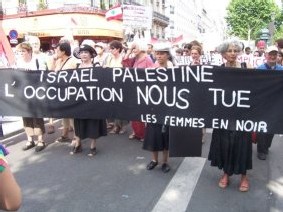 Les femmes en noir est un mouvement de femmes juives opposées à l'occupation israélienne
