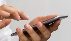 Confinement : l’attestation de sortie numérique désormais disponible sur smartphone Confinement : l’attestation de sortie numérique désormais disponible sur smartphone