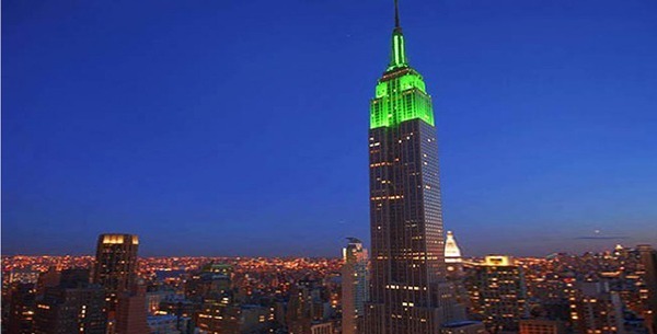 Aïd al-Fitr 2012 : l’Empire State Building revêt les couleurs de l’islam