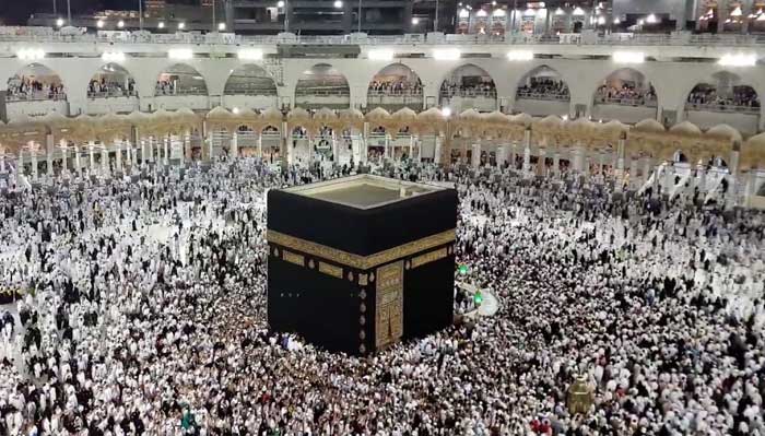 Arabie Saoudite : la mosquée de La Mecque ouverte de nouveau aux fidèles