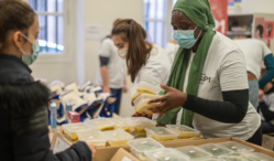 Face à une jeunesse étudiante en détresse, la solidarité portée à bout de bras