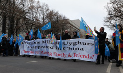 Face à la répression des Ouïghours, boycotter – désinvestir – sanctionner la Chine aussi !