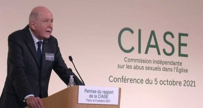 La Commission indépendante sur les abus sexuels dans l'Eglise (CIASE), présidéée par Jean-Marc Sauvé (à l'image), a rendu public son rapport choc mardi 5 octobre.