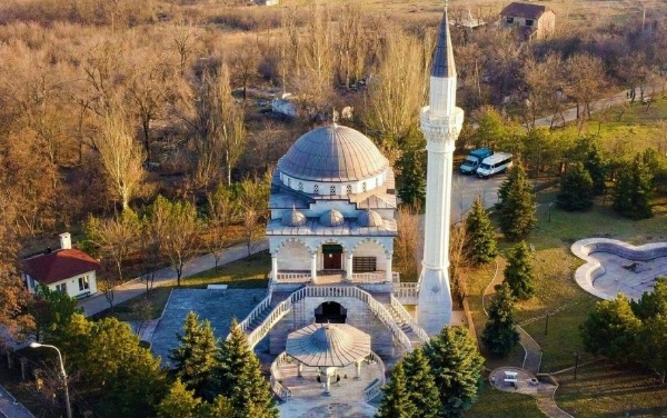 Guerre en Ukraine : une mosquée de Marioupol bombardée par la Russie ?