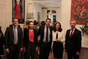 Les consuls de Tunisie (à g.), du Maroc (centre) et d'Algérie à l'inauguration d'Arts Périphériques.