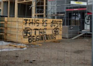 Une plainte contre des inscriptions néonazies en Suisse Une plainte contre des inscriptions néonazies en Suisse