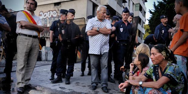 Expulsion forcée de Roms à Marseille, France, juillet 2013.© Raphaël Bianchi.