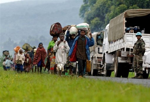 La République démocratique du Congo, en proie à un conflit armé depuis plusieurs années, compte plus de 2,6 millions de personnes déplacées à l'intérieur du pays (chiffres 2013) et 450 000 réfugiés originaires de la RDC exilés dans des pays limitrophes (Burundi, Rwanda, Tanzanie, Ouganda).