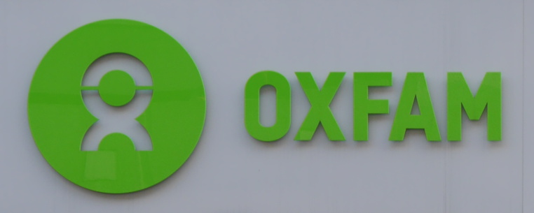 Oxfam plaide pour l'abolition des milliardaires, des ultra-riches se manifestent