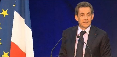 Sarkozy reparle d'islam, d'intégration et renvoie Dati à ses origines