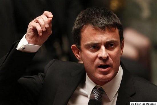 « Islamo-fascisme » : Manuel Valls persiste dans la stigmatisation