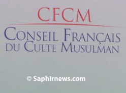 Abayas : après la décision du Conseil d'Etat, le CFCM lance « un appel à la raison » Abayas : après la décision du Conseil d'Etat, le CFCM lance « un appel à la raison »