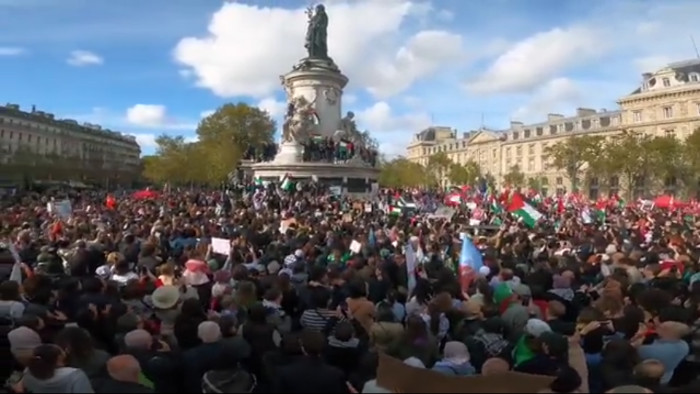 A Paris, jusqu'à 30 000 personnes se sont rassemblées, dimanche 22 octobre, en soutien avec le peuple palestinien. © DR