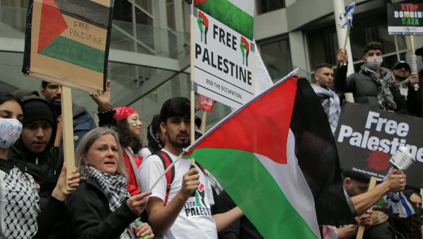 A Paris, une grande manif pour exiger un cessez-le-feu immédiat à Gaza