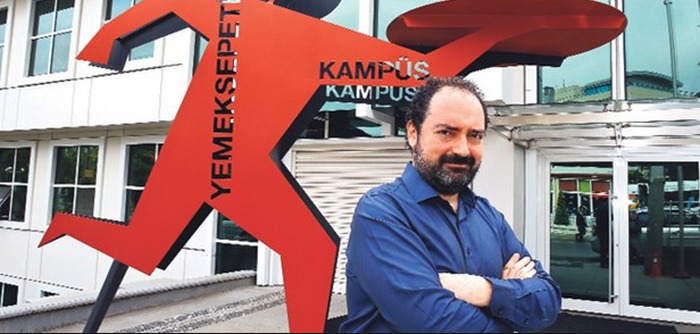 Le PDG de Yemeksepeti a reversé à tous ses salariés 200 000 dollars après le rachat de la société par un géant allemand de la livraison de repas en ligne.
