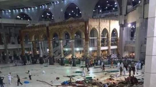 Un accident de grue à La Mecque a fait au moins 65 morts vendredi 11 septembre.