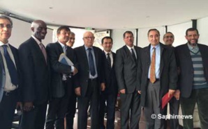 Les dirigeants du CFCM réunis, le 28 octobre 2015, autour de François Clavairoly, président de la CRCF, et de Nicolas Hulot, pour lancer en France la Déclaration islamique pour le changement climatique.