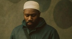 Un vendredi de prières pour Aboubakar Cissé dans les mosquées de France Un vendredi de prières pour Aboubakar Cissé dans les mosquées de France