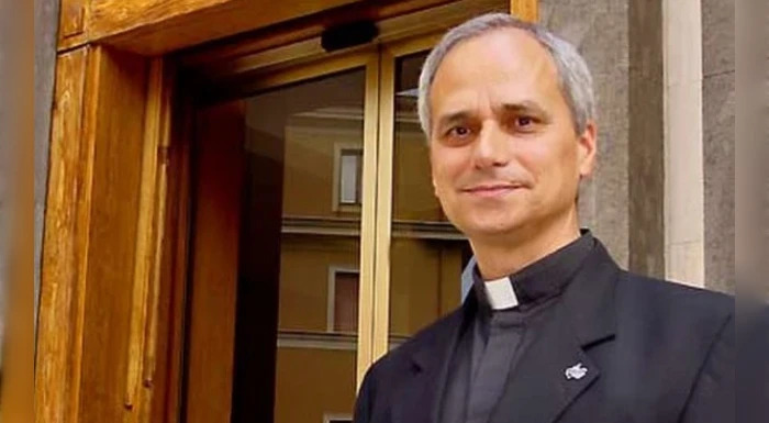 De Robert Francis Prevost à Léon XIV, un proche du pape François élu à la tête du Vatican