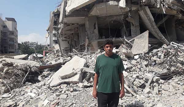 Rester ou partir de Gaza ? Ma survie sous les bombes et la famine, ma réponse à la violence