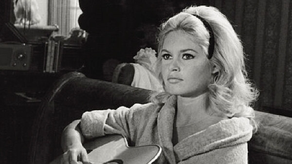 Mort de Brigitte Bardot : derrière son engagement pour la cause animale, une multicondamnée laissant de mauvais souvenirs aux musulmans