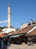 Une mosquée dans le quartier de Bascarsija, à Sarajevo (Bosnie)