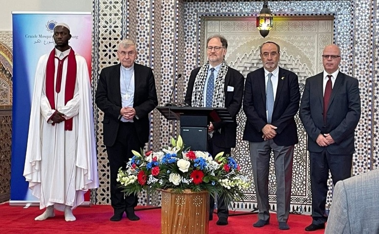 14-Juillet : la Grande Mosquée de Strasbourg prie pour la République et le fait savoir 14-Juillet : la Grande Mosquée de Strasbourg prie pour la République et le fait savoir