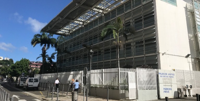 Attentat à Trappes : un homme condamné en Martinique à de la prison pour apologie du terrorisme