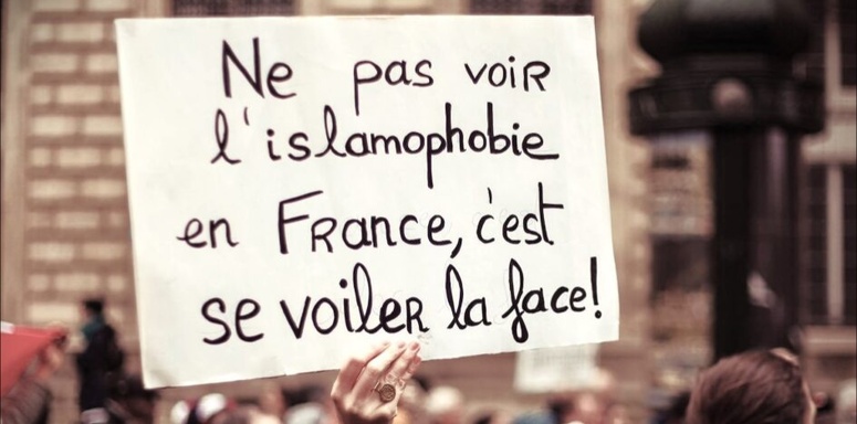 Attentat de Trappes : le mobile islamophobe avéré, des mesures immédiates réclamées Attentat de Trappes : le mobile islamophobe avéré, des mesures immédiates réclamées