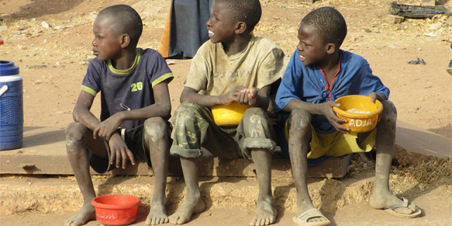 Le Sénégal appelé à poursuivre les exploiteurs d’enfants mendiants