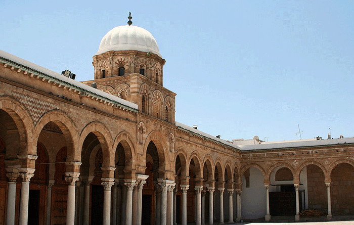 La mosqueé Zitouna, à Tunis.