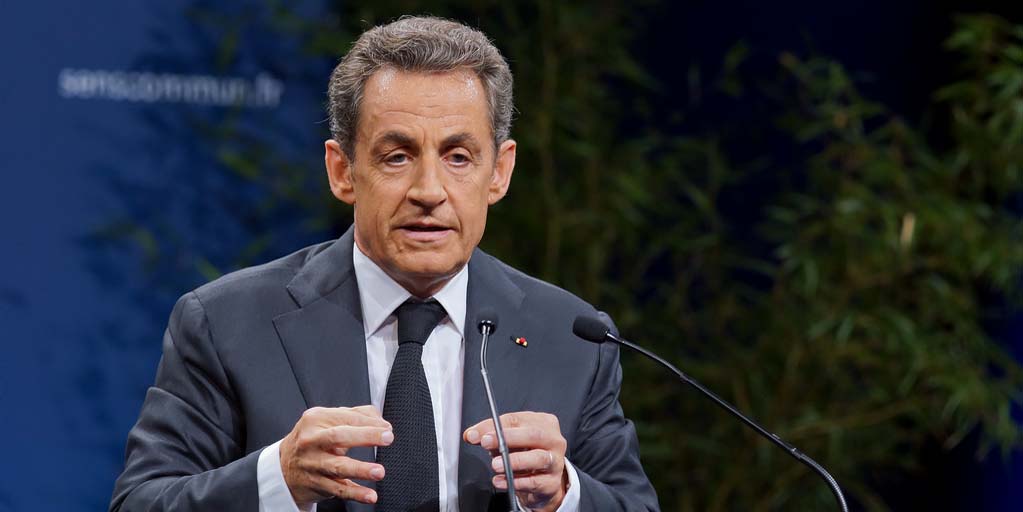 Interdiction du voile : non dans les rues, oui dans les universités pour Sarkozy