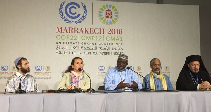 Une cérémonie officielle a été organisée le 10 novembre à Marrakech dans le cadre de la COP22 afin de remettre aux Etats la déclaration interreligieuse sur le changement climatique. © Twitter/Einar Tjelle