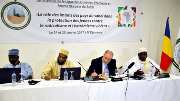 Des leaders religieux musulmans des pays du Sahel se sont retrouvés au Tchad pour discuter du rôle des oulémas et des prédicateurs contre l’extrémisme auprès des jeunes. © APS