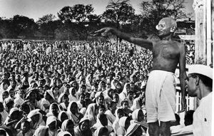 Gandhi, une figure de la désobéissance civile.